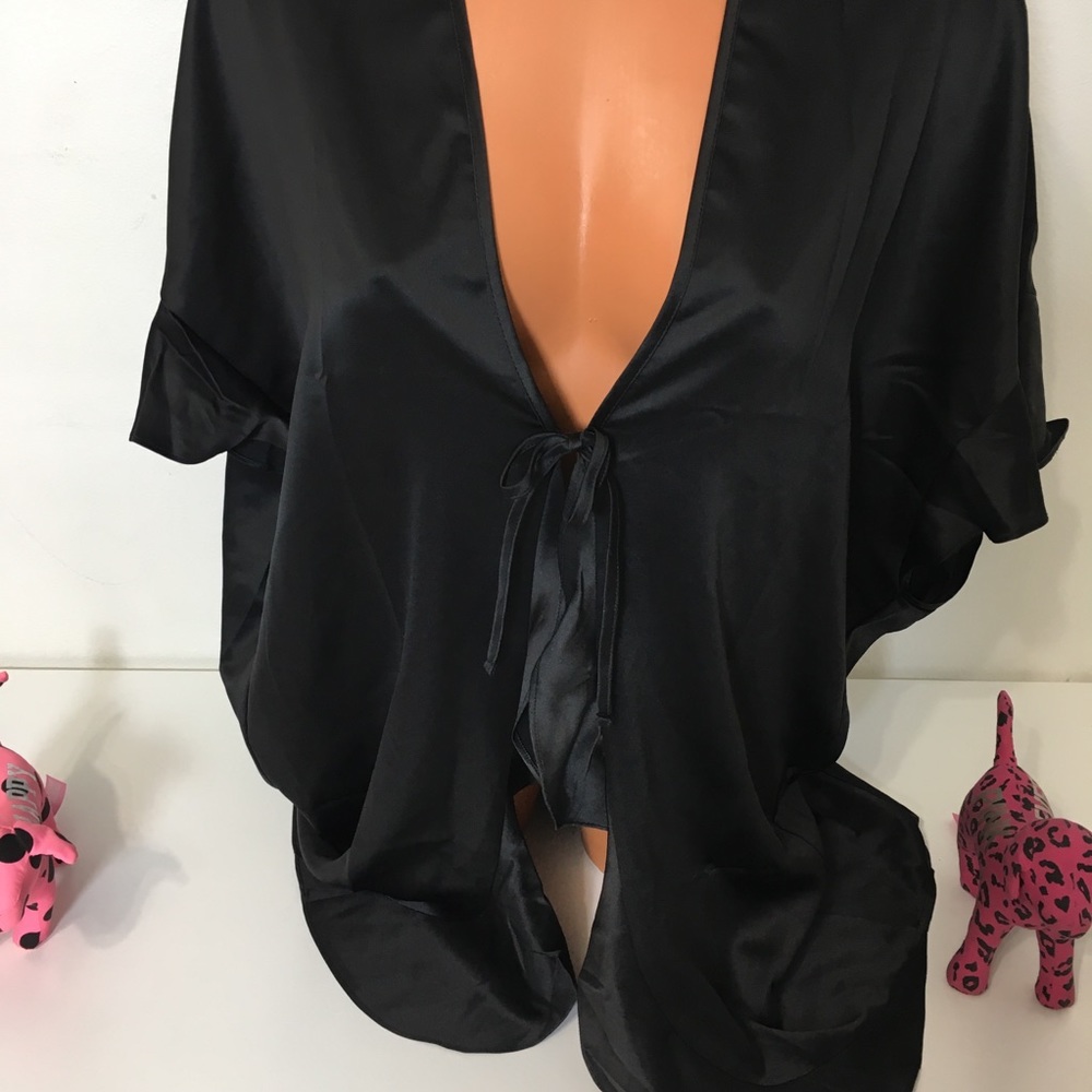NEW VICTORIA’S SECRET KIMONO SATIN ROBE BLACK - Picture 7 of 8